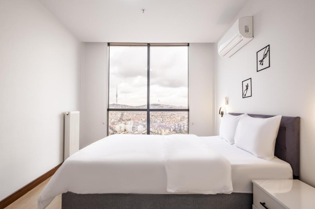 Charming Flat With City View In Atasehir Estambul Exterior foto