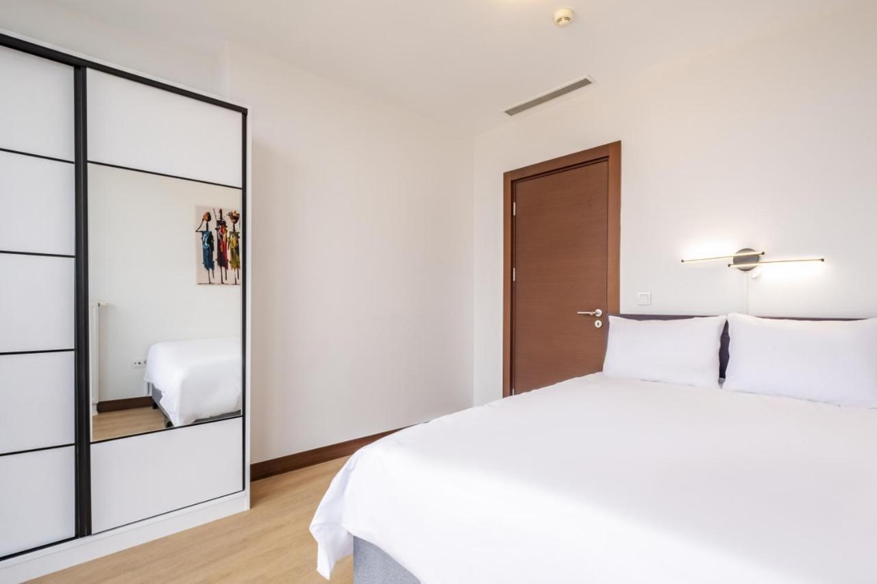 Charming Flat With City View In Atasehir Estambul Exterior foto